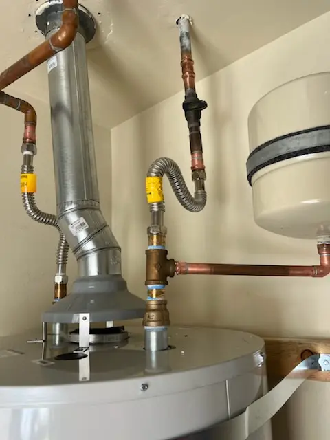 Water heater installation and plumbing repair in Turin